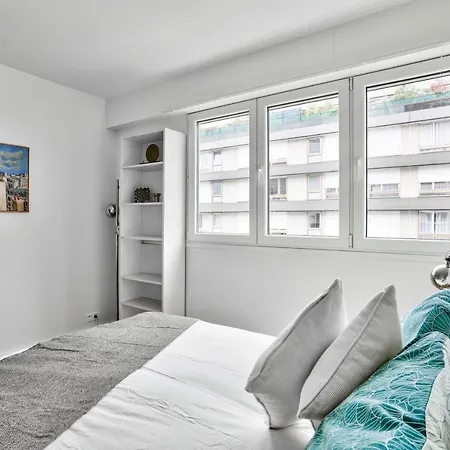 Splendid 1br In Lazare Hoche Boulogne-Billancourt
