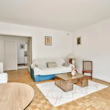 Apartment Splendid 1br In Lazare Hoche