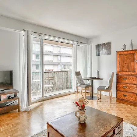 Apartment Splendid 1br In Lazare Hoche